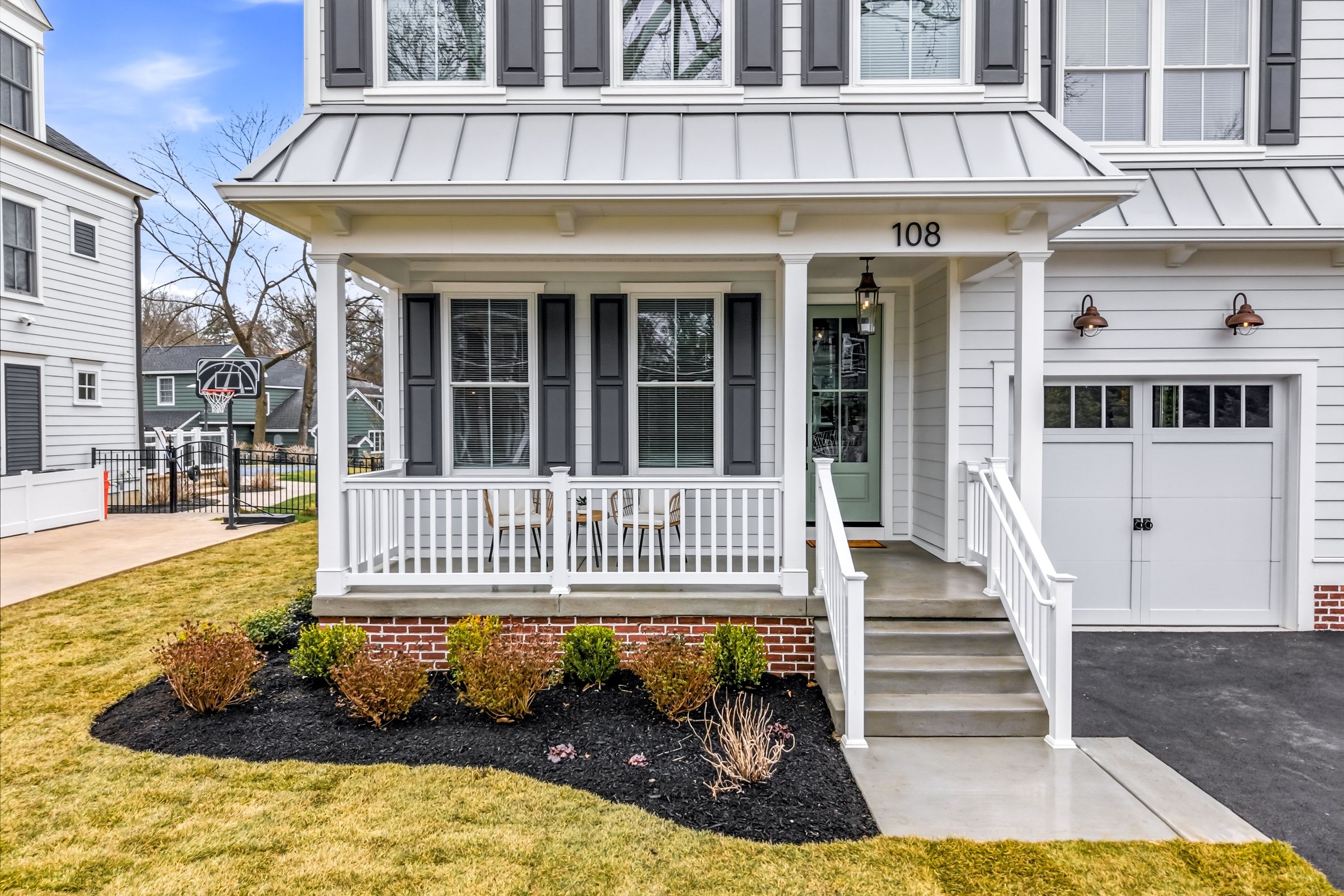 108 Front Porch Detail